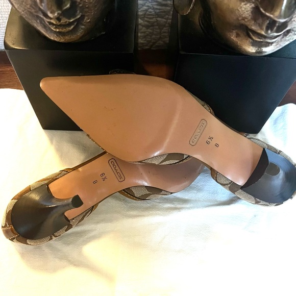 COACH “rare find” Alesksa Sig Heals. 6.5 New Without Tag - Picture 4 of 7